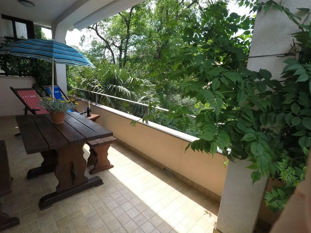 Apartman Stefanija Selce Apartment
